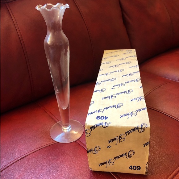 #409 Vtg PRINCESS HOUSE Hand Blown & Etched HERITAGE CRYSTAL 10” ACCENT BUD VASE - Picture 2 of 3